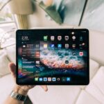 Optimer dine rejser – oplev bekvemmeligheden ved en tablet-holder til bilen